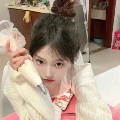 黎明时分的年轻人们